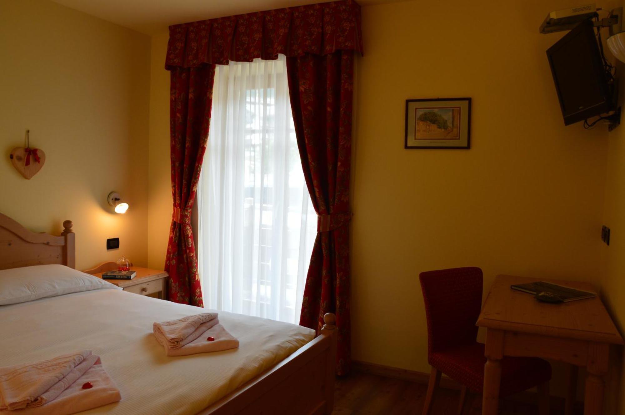 Garni Carpe Diem Hotel 4*